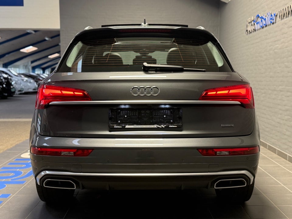 Audi Q5 50 TFSi e S-line quattro S-tr. 5d
