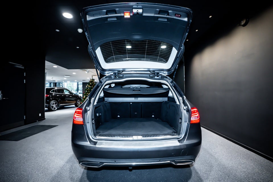 Mercedes C220 d 2,2 Avantgarde stc. aut. 5d