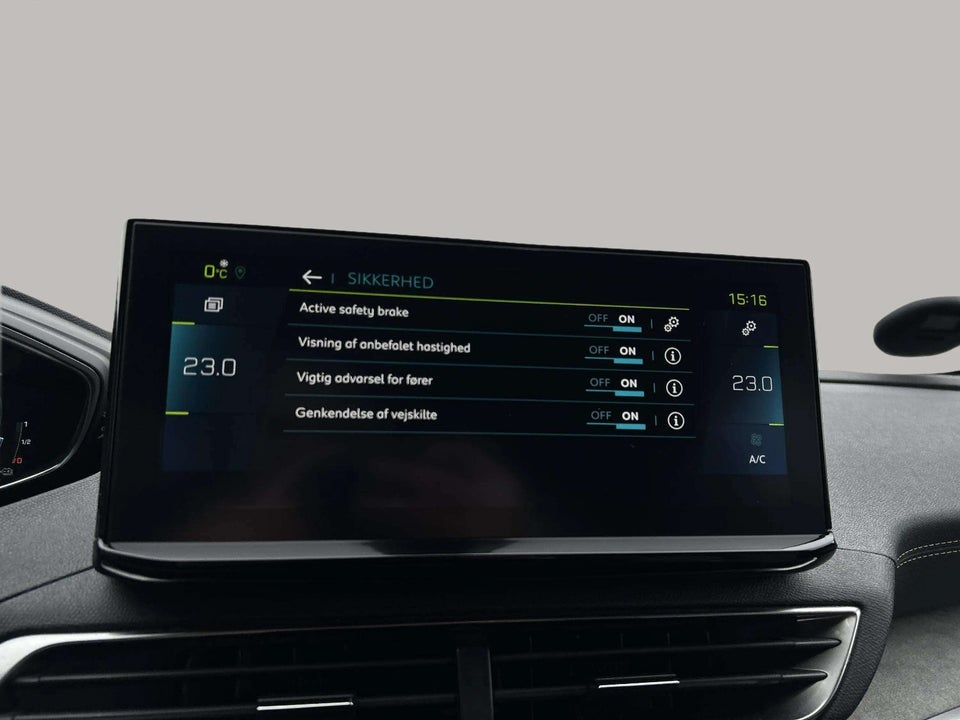 Peugeot 3008 1,6 Hybrid4 GT Pack EAT8 5d