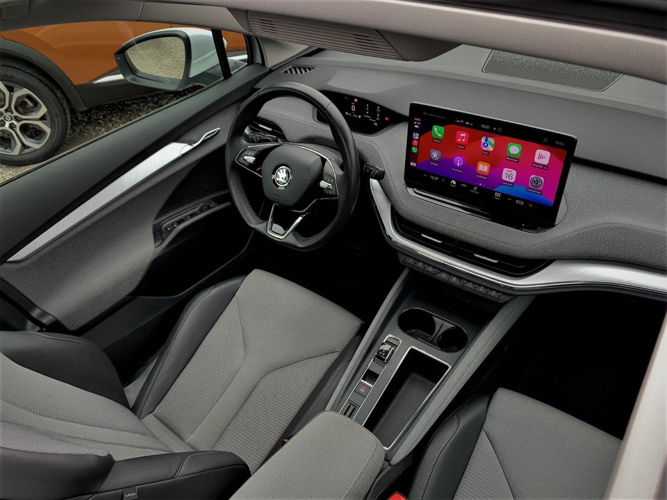 Skoda Enyaq 80 iV Plus Loft 5d