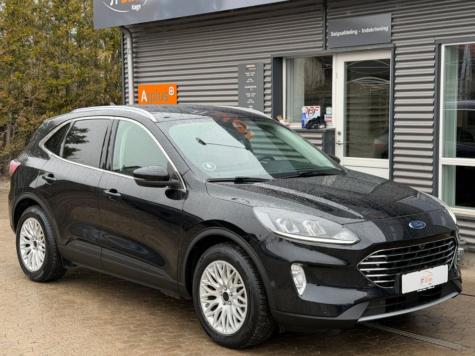 Ford Kuga 2,5 PHEV Titanium CVT 5d