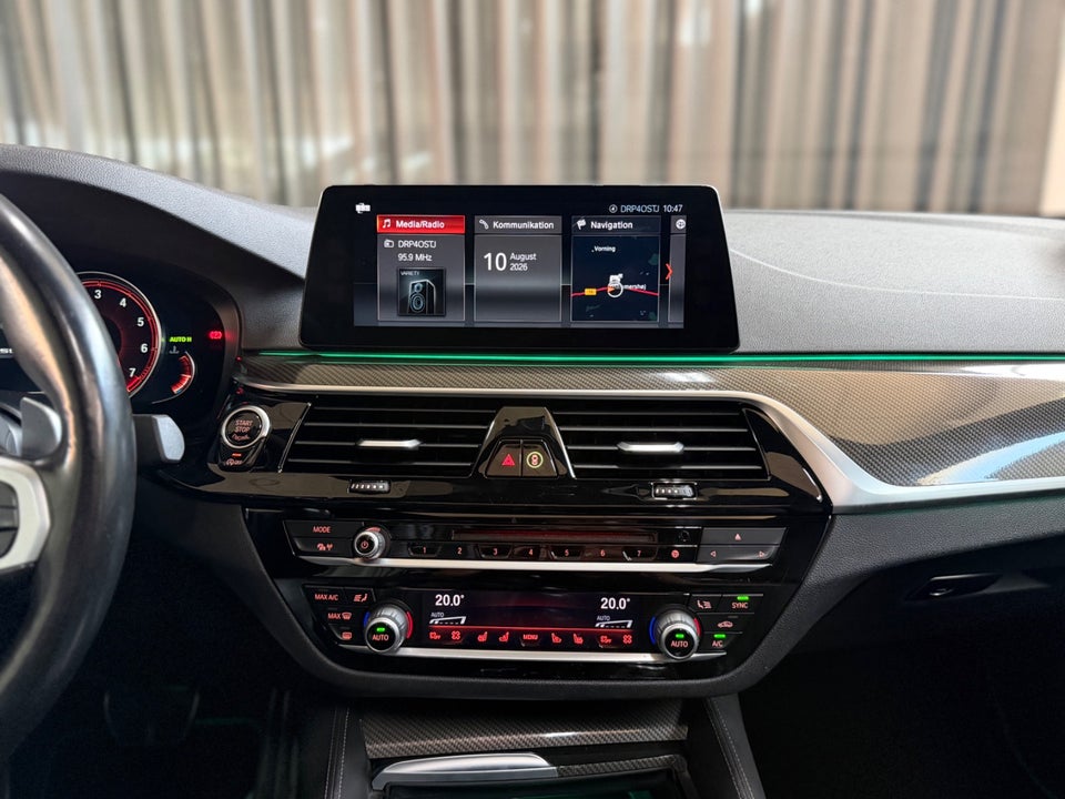 BMW M550i 4,4 xDrive aut. 4d
