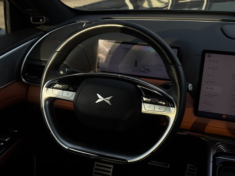 Xpeng G9 Performance 5d