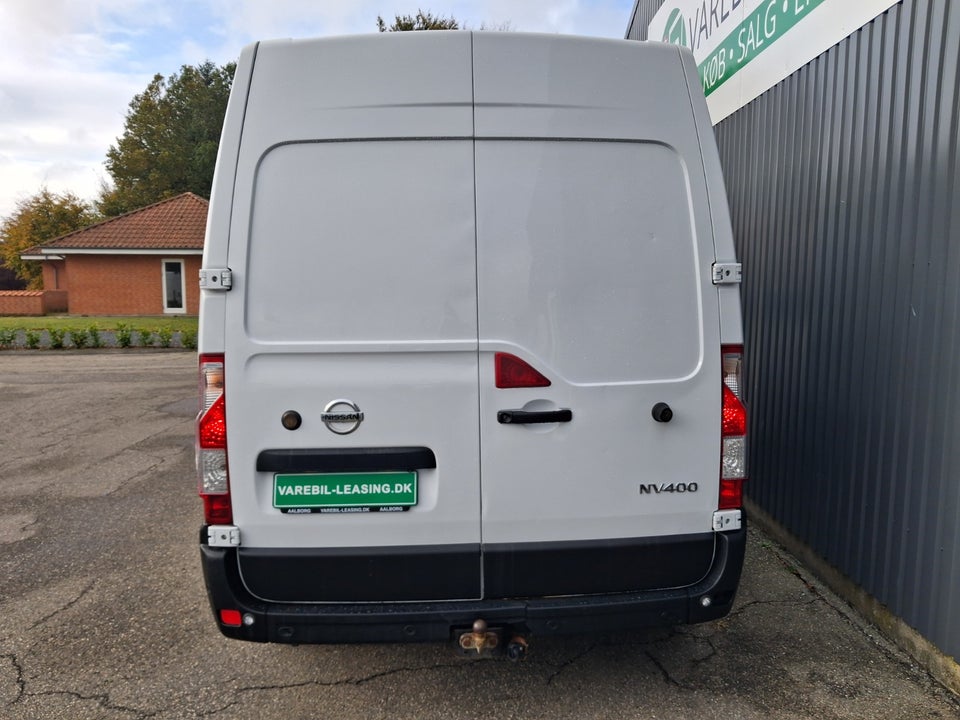 Nissan NV400 2,3 dCi 150 L2H2 Kassevogn