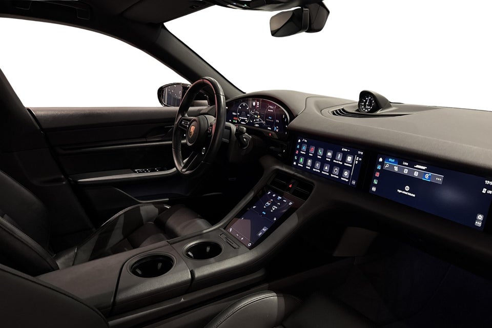 Porsche Taycan 4S Performance+ 4d