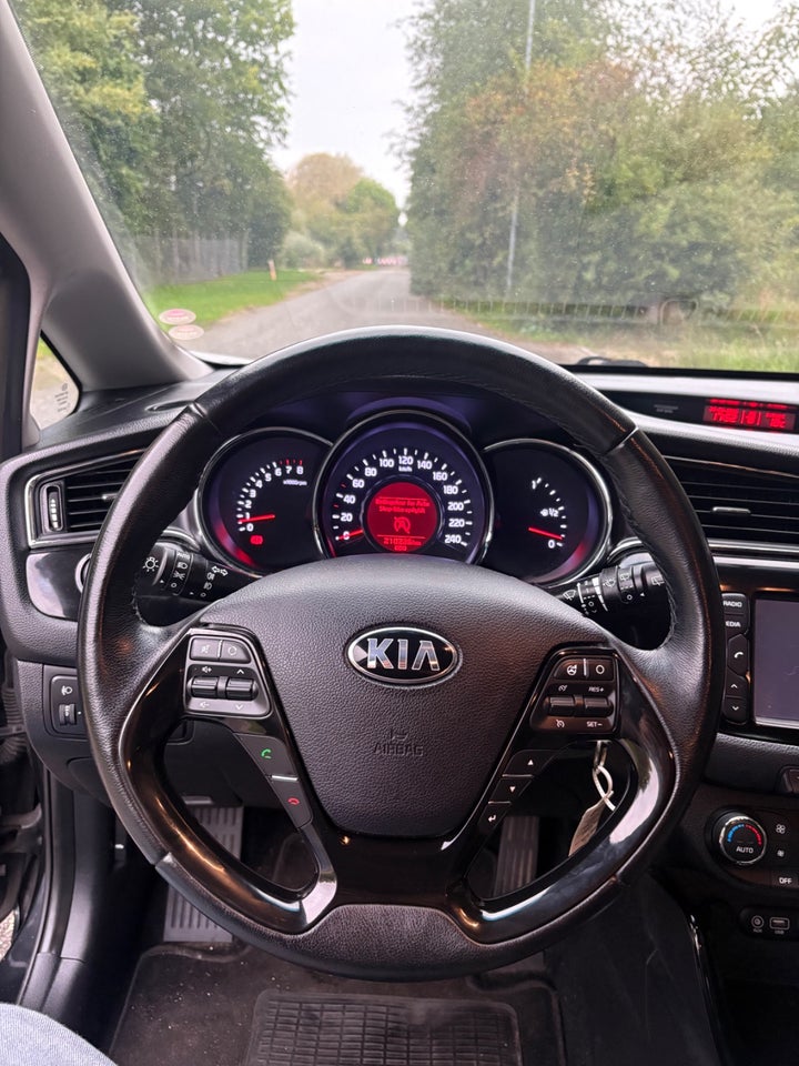 Kia Ceed 1,4 CVVT Style+ Clim 5d