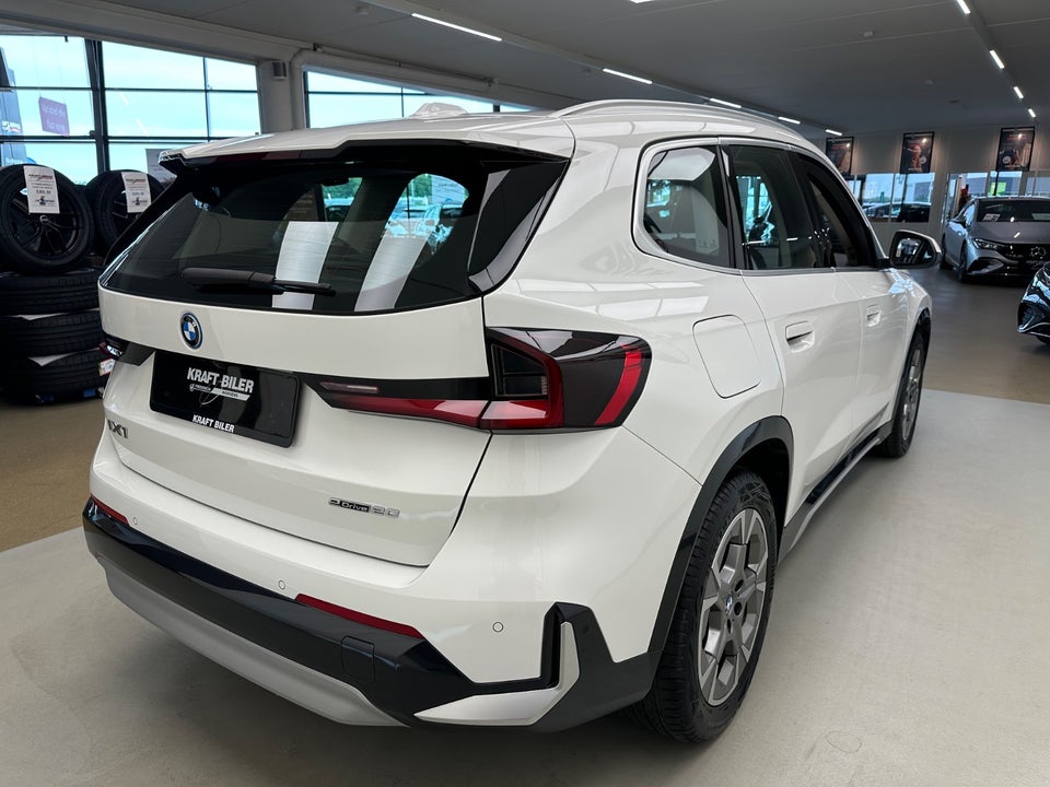BMW iX1 eDrive20 X-Line 5d