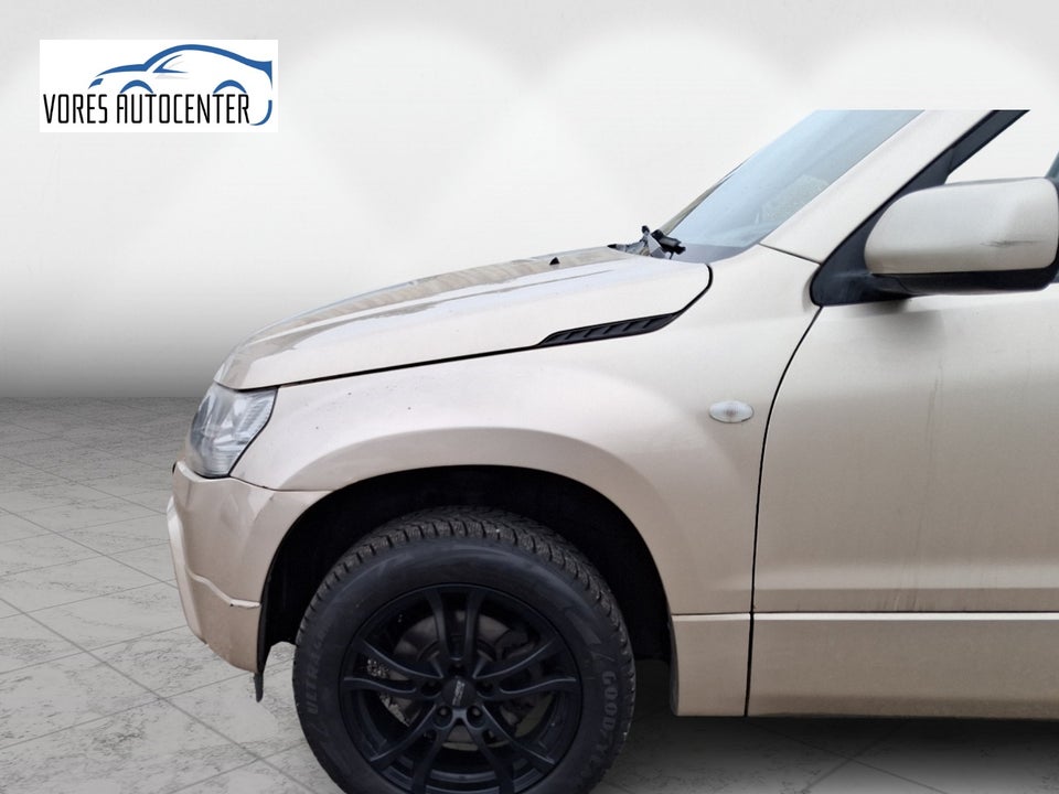 Suzuki Grand Vitara 2,0  5d