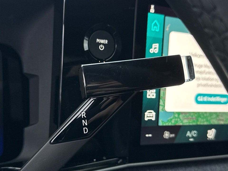 Renault 4 E-Tech 52 Techno 5d