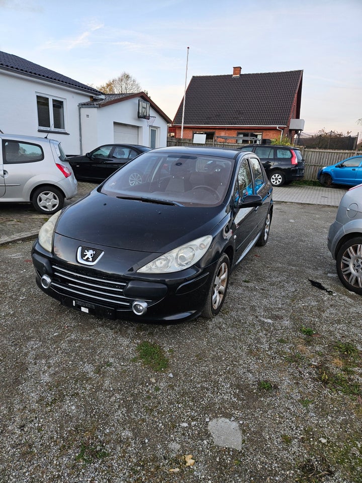 Peugeot 307 1,6 Creative 5d