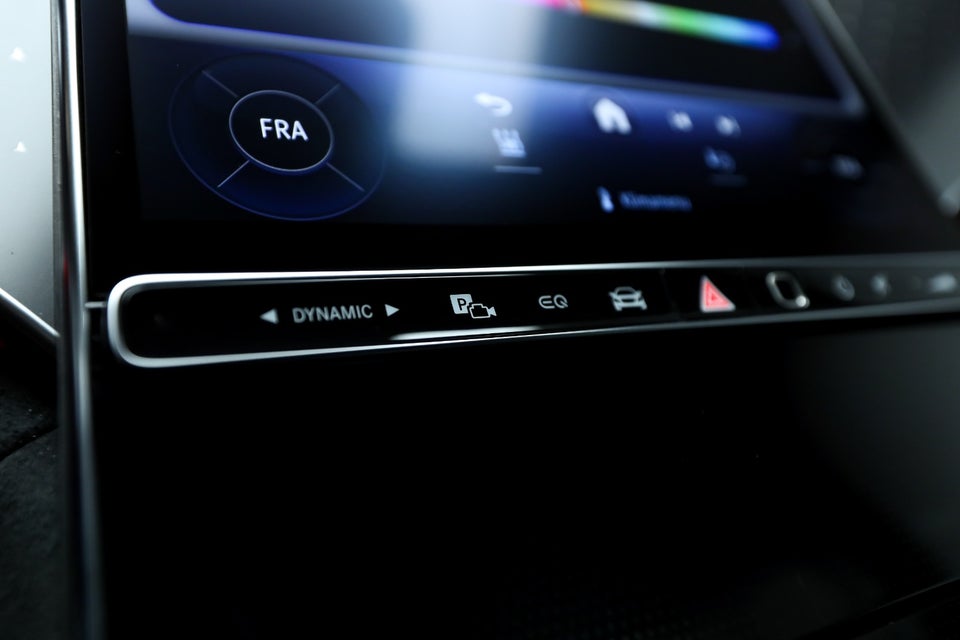 Mercedes EQE350 AMG Line 4d