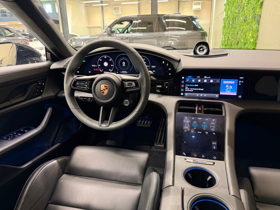 Porsche Taycan Turbo Performance+ 4d