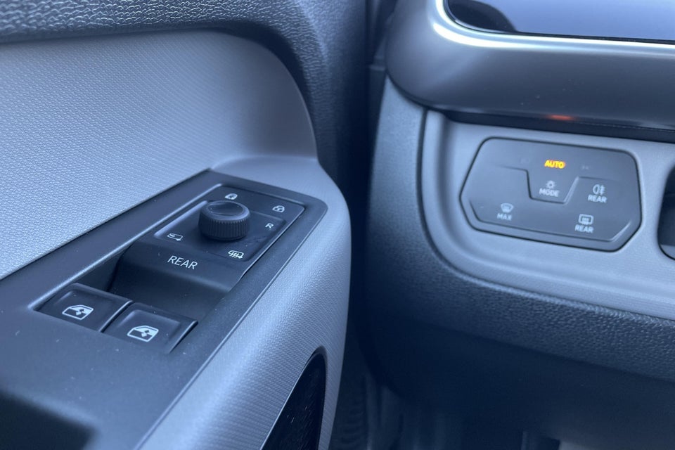 VW ID.Buzz 86 Pro 7prs LWB 5d