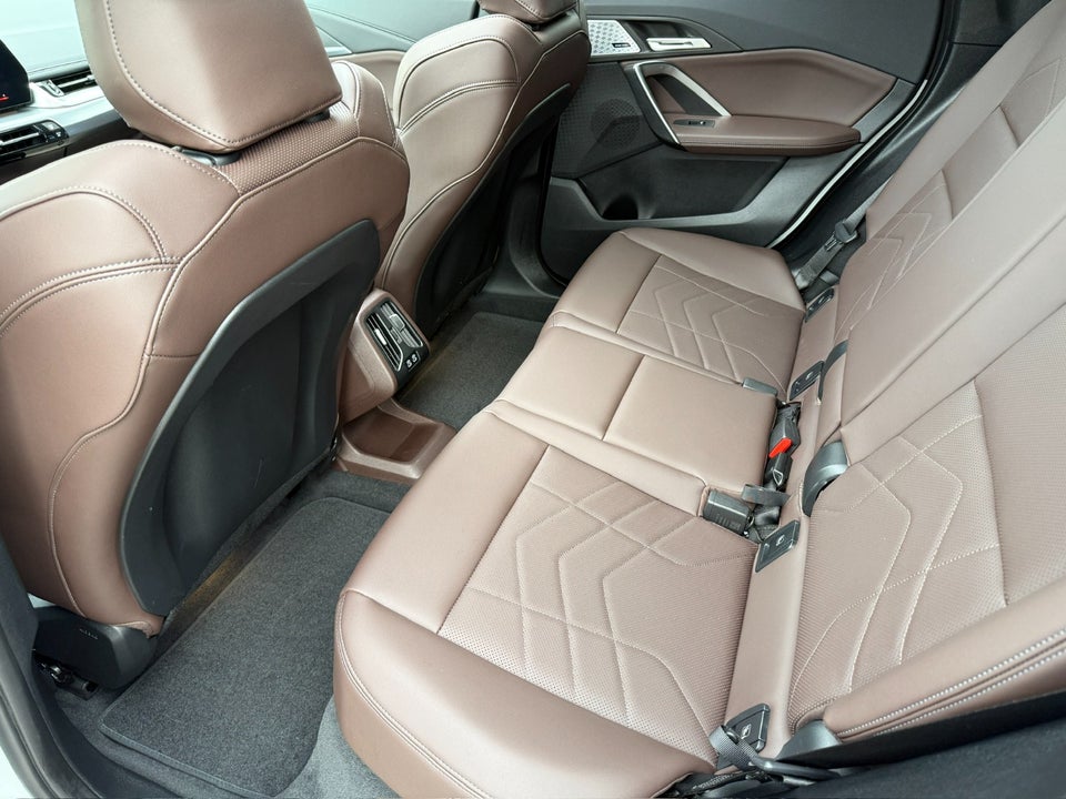 BMW iX1 eDrive20 Fully Charged M-Sport 5d