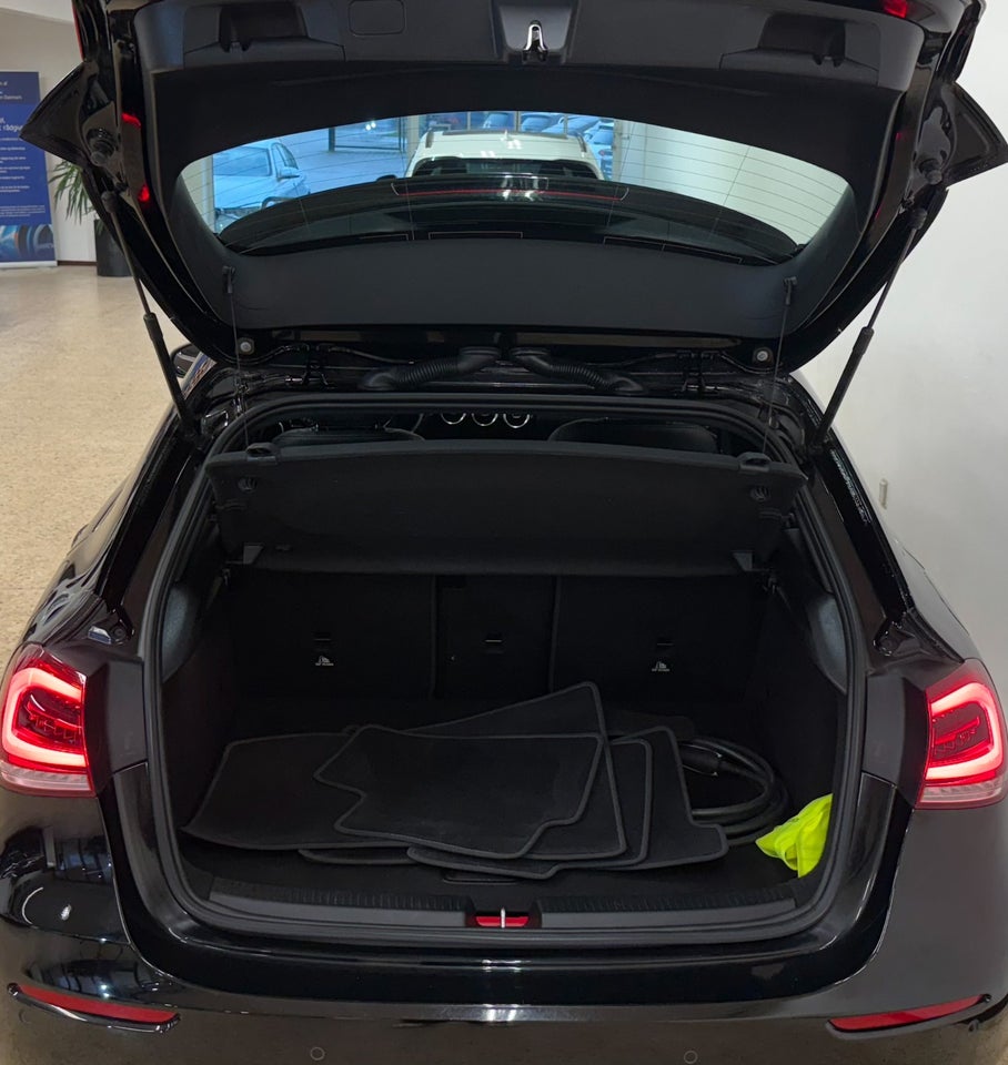 Mercedes A250 e 1,3 aut. 5d