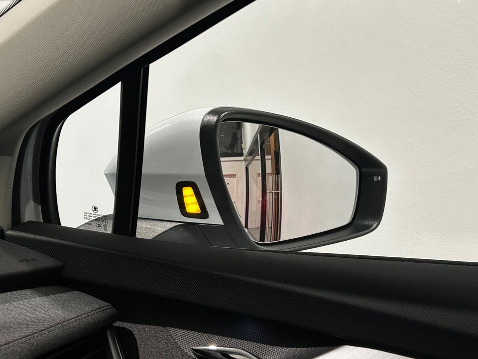 Skoda Enyaq 60 iV Plus Lodge 5d