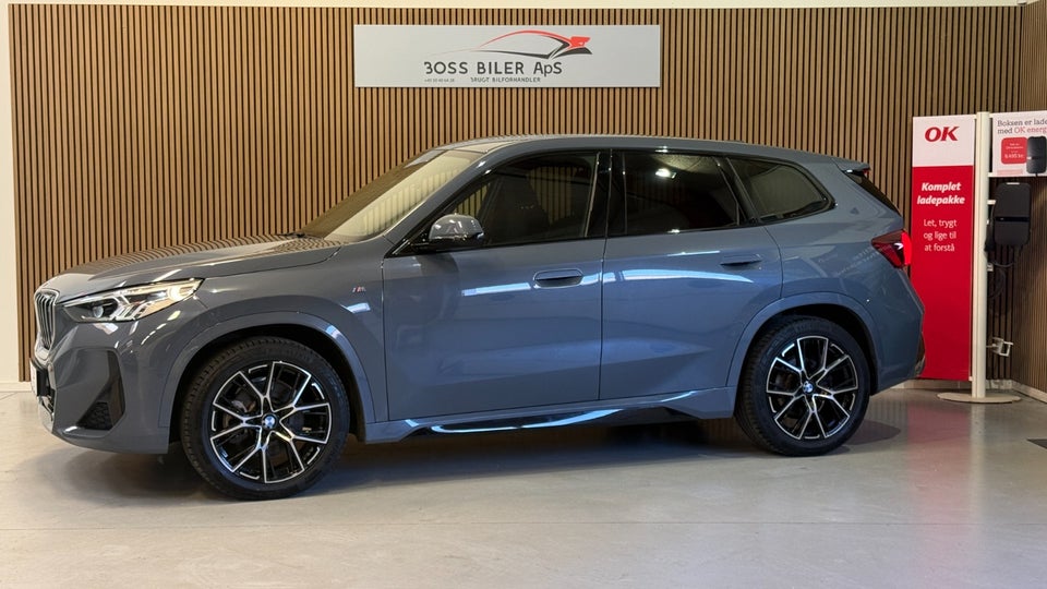 BMW iX1 xDrive30 M-Sport 5d