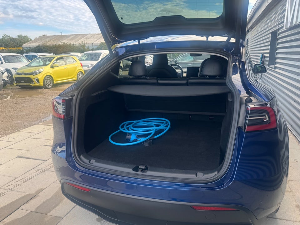 Tesla Model Y Long Range RWD 5d