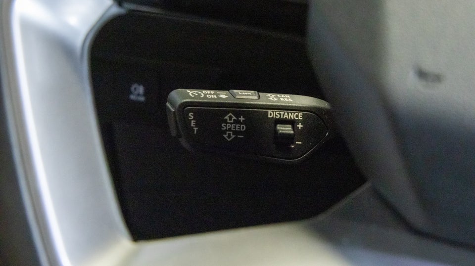 Audi Q4 e-tron 45 S-line 5d