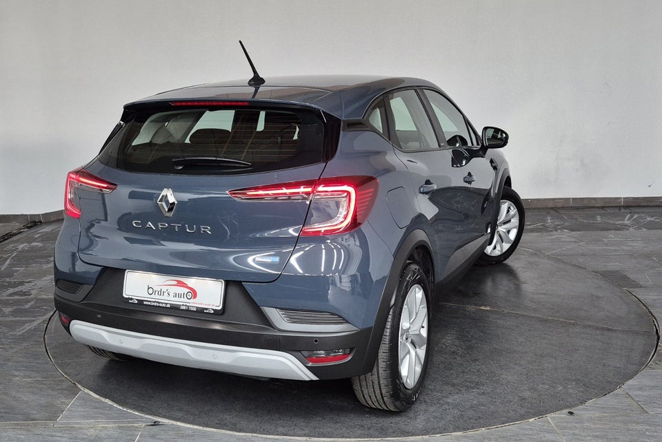 Renault Captur 1,6 E-Tech Zen 5d