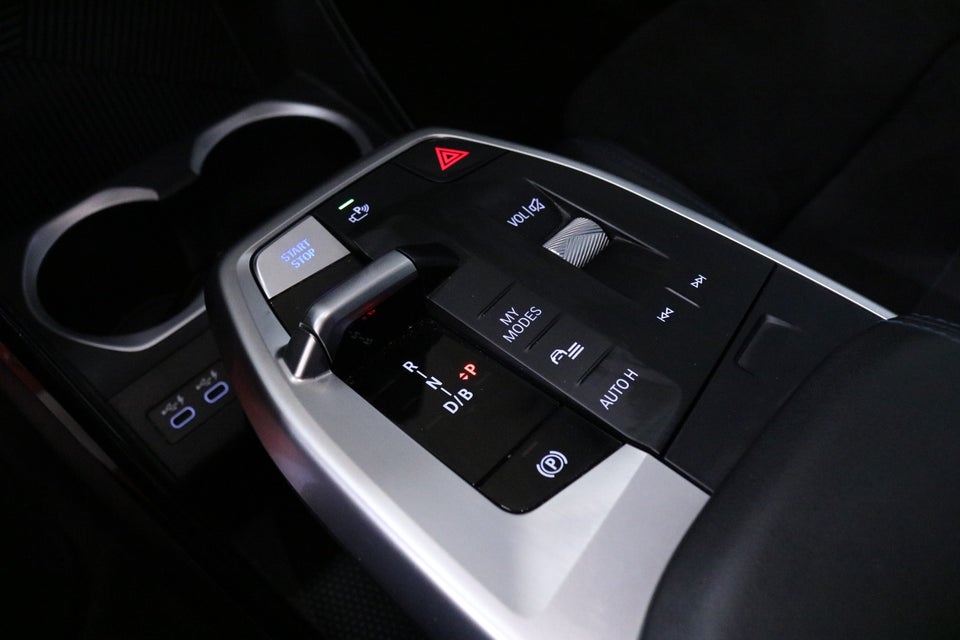 BMW iX1 eDrive20 M-Sport 5d