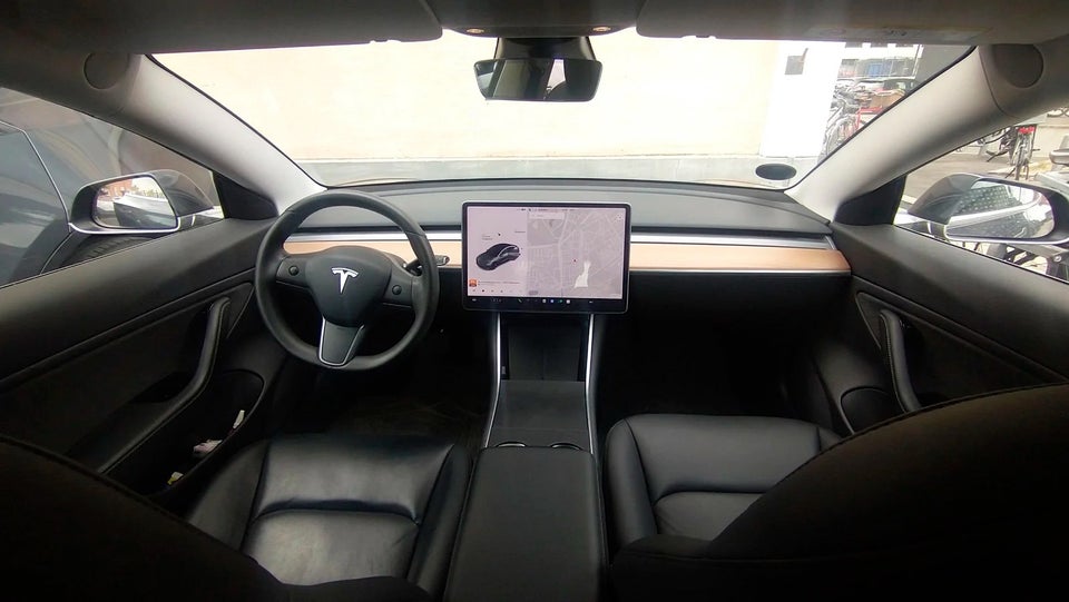 Tesla Model 3 Long Range AWD 4d