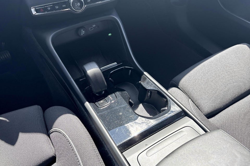 Volvo XC40 P6 ReCharge Core 5d