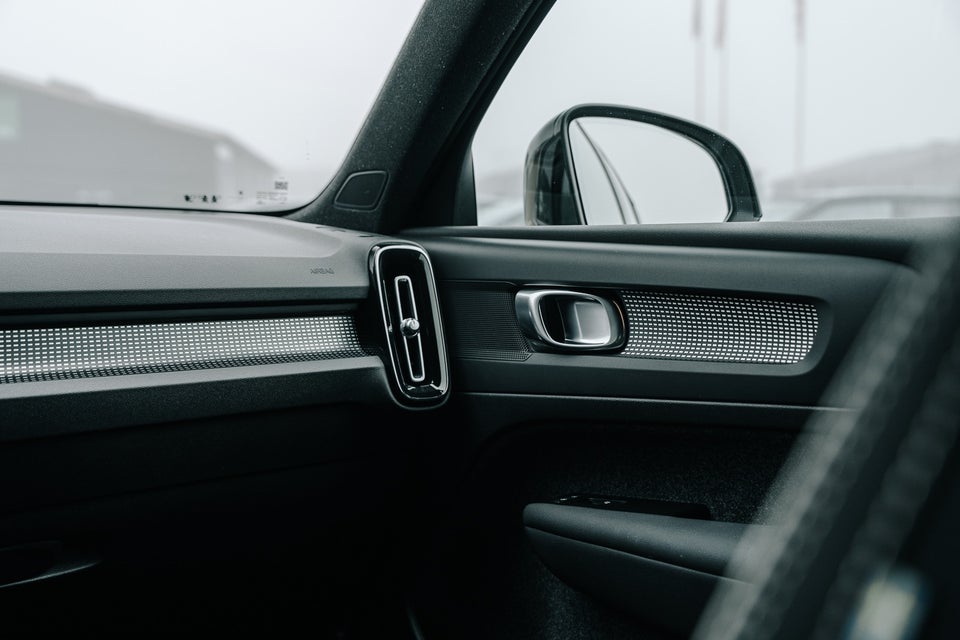 Volvo XC40 P8 ReCharge Twin R-Design 5d