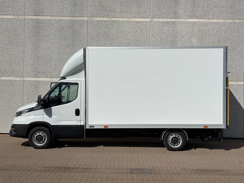 Iveco Daily 3,0 35S18 4100mm Alukasse m/lift AG8