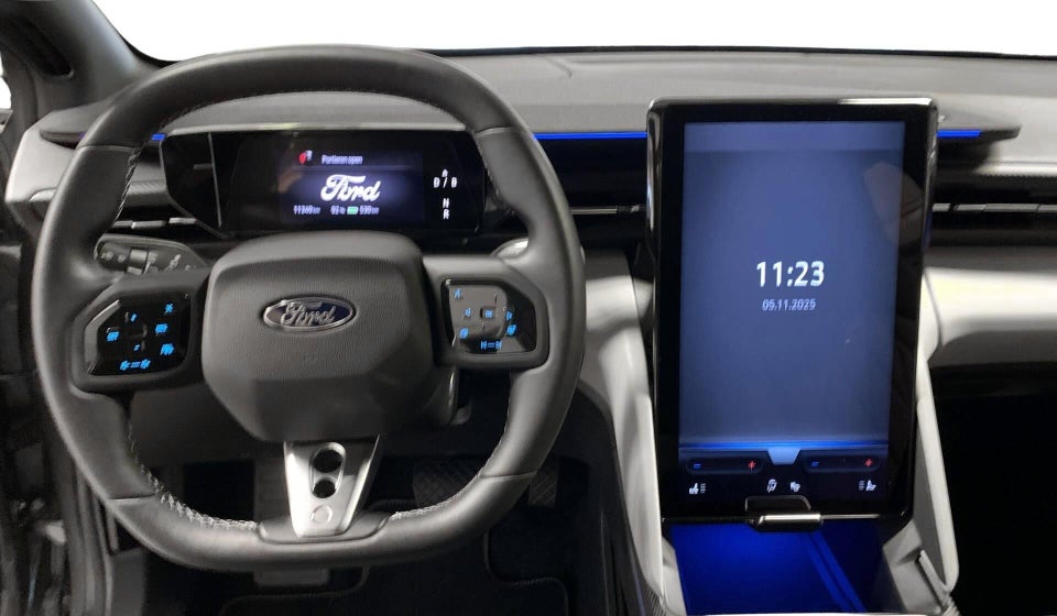 Ford Capri 82 Premium Extended Range 5d