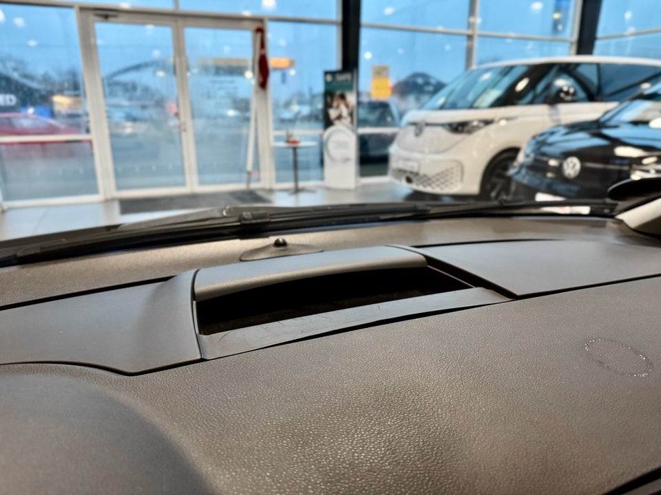 Ford C-MAX 1,6 TDCi 109 Trend 5d