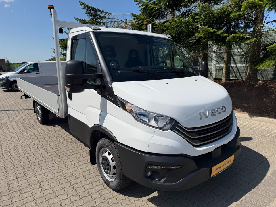 Iveco Daily 2,3 35S16 4100mm Lad AG8 2d