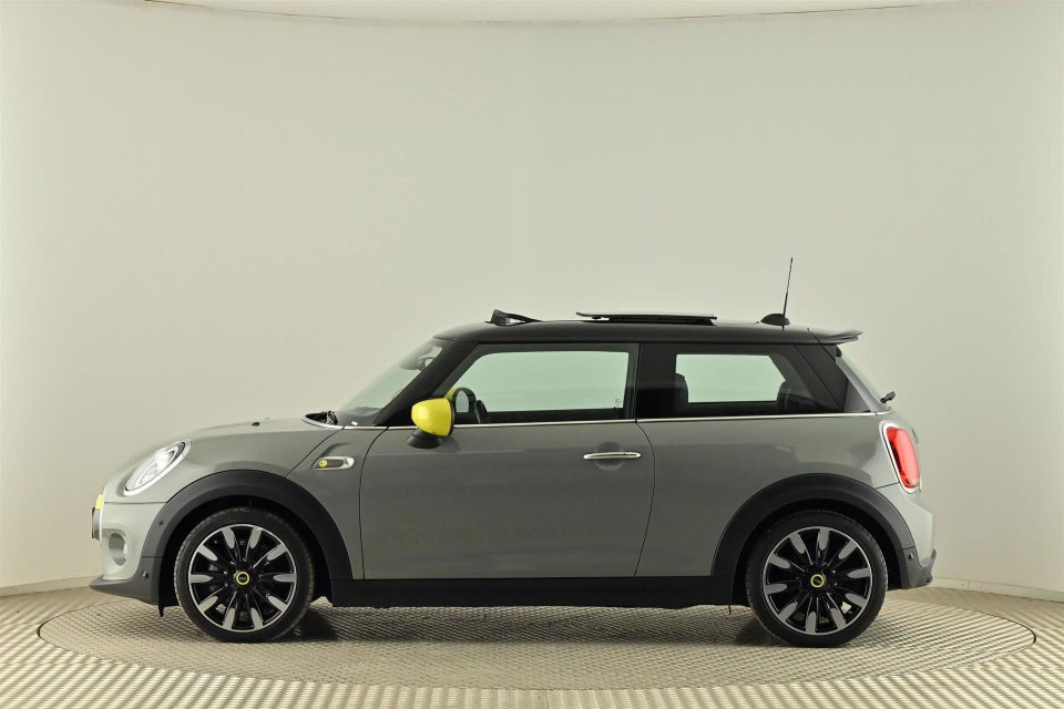 MINI Cooper SE Maximise 3d