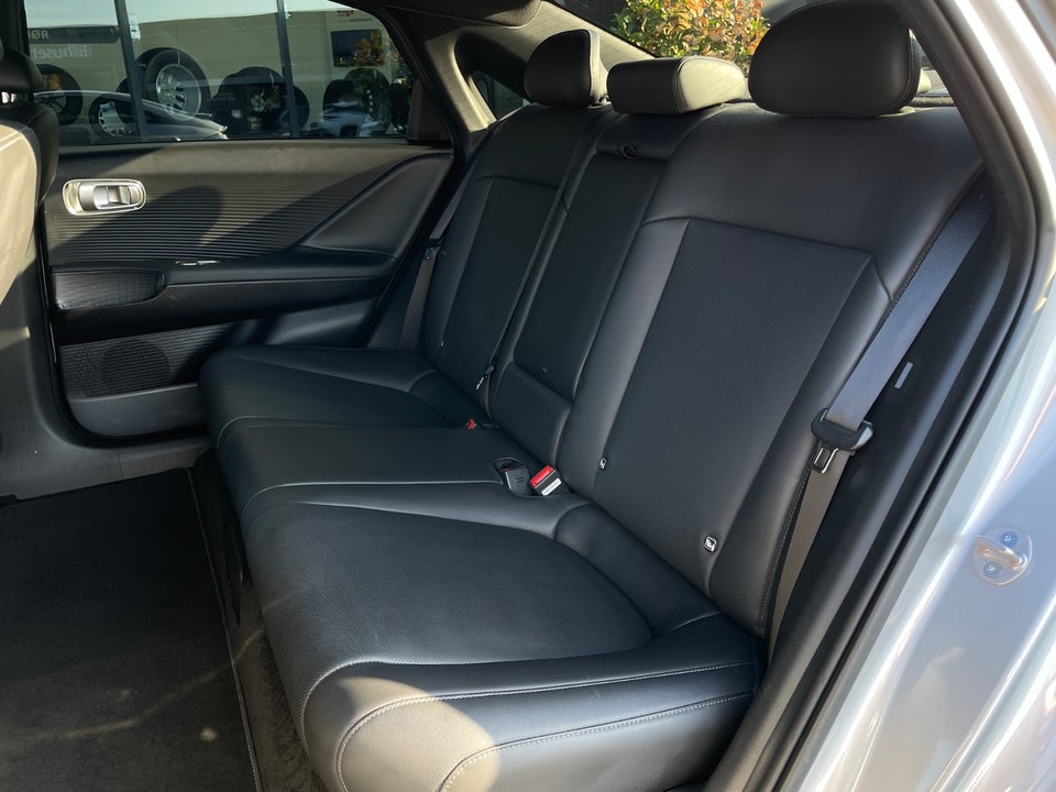 Hyundai Ioniq 6 77 Ultimate AWD 4d