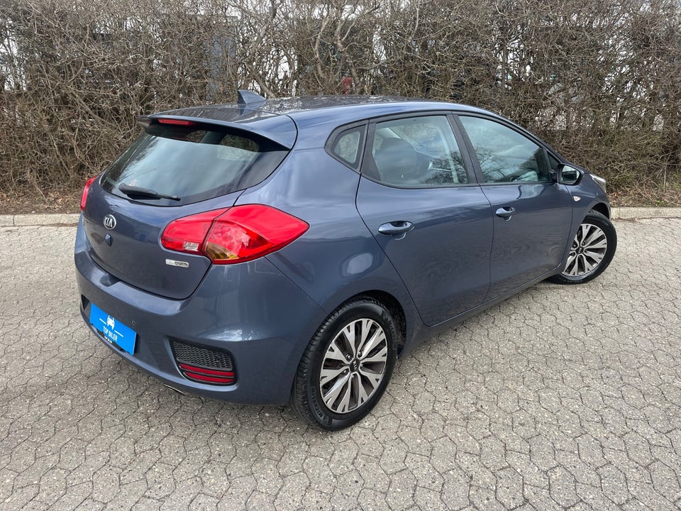 Kia Ceed 1,0 T-GDi Attraction 5d