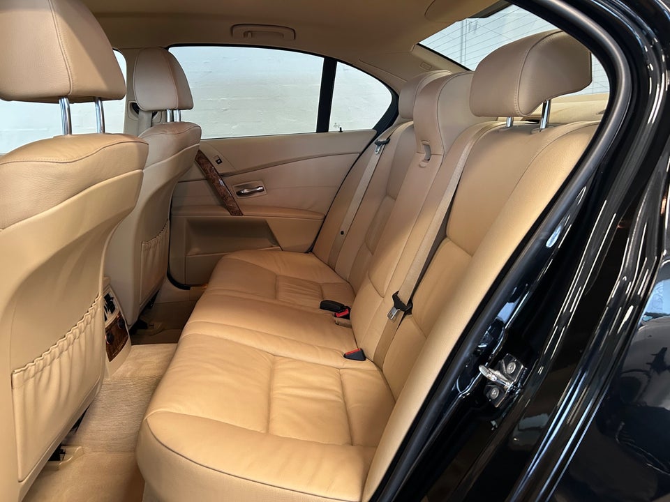 BMW 550i 4,8 Steptr. 4d