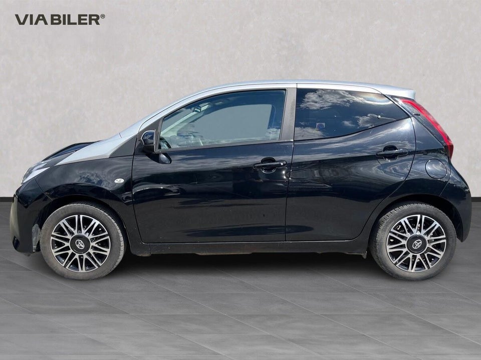 Toyota Aygo 1,0 VVT-i x-cellence 5d