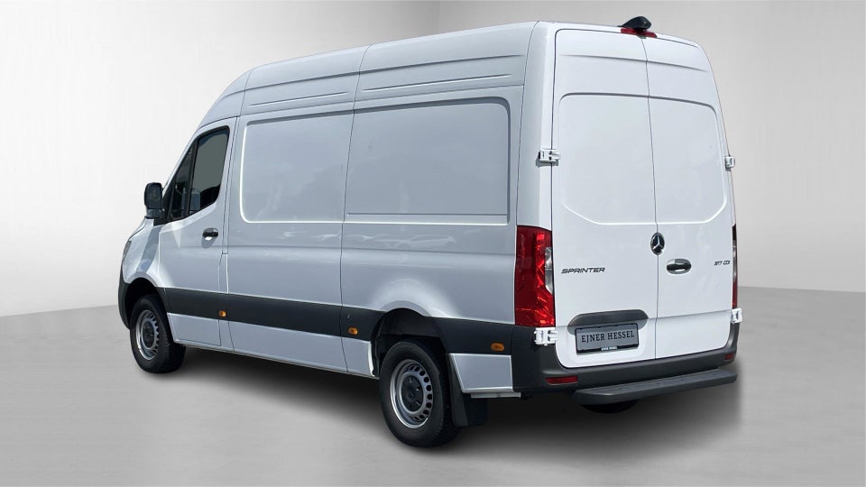 Mercedes Sprinter 317 2,0 CDi A2 Kassevogn aut. RWD