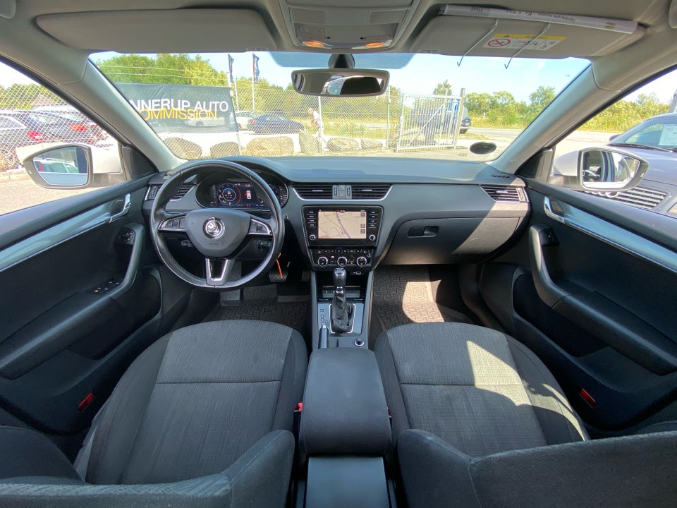 Skoda Octavia 2,0 TDi 150 Celebration+ Combi DSG 5d