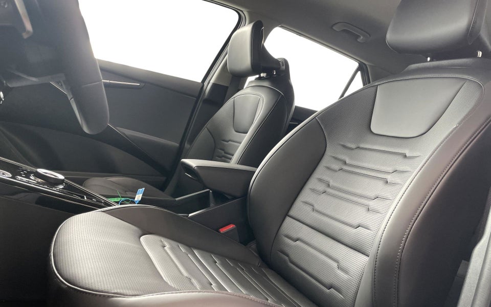 Kia Niro 64 EV Prestige 5d