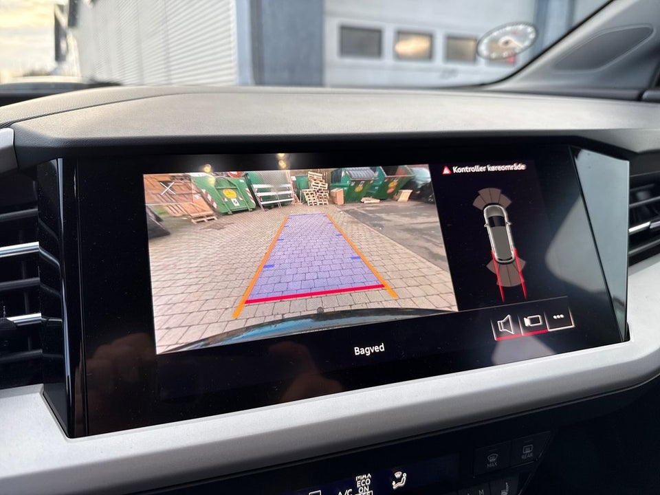 Audi Q4 e-tron 40 Advanced 5d