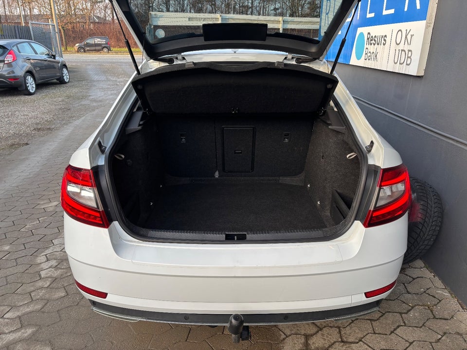 Skoda Octavia 1,6 TDi 115 Style DSG 5d