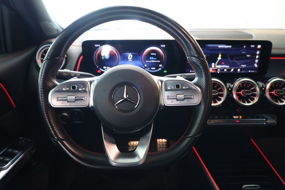 Mercedes EQB250 AMG Line 5d