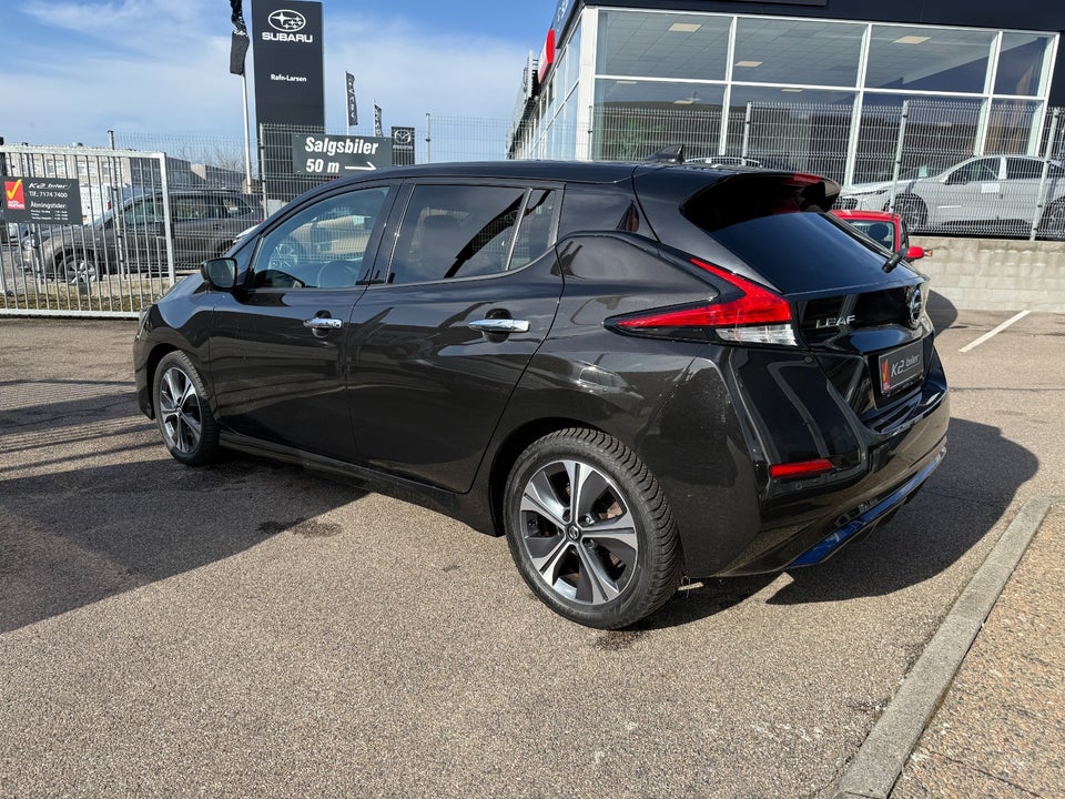 Nissan Leaf 40 Tekna 5d