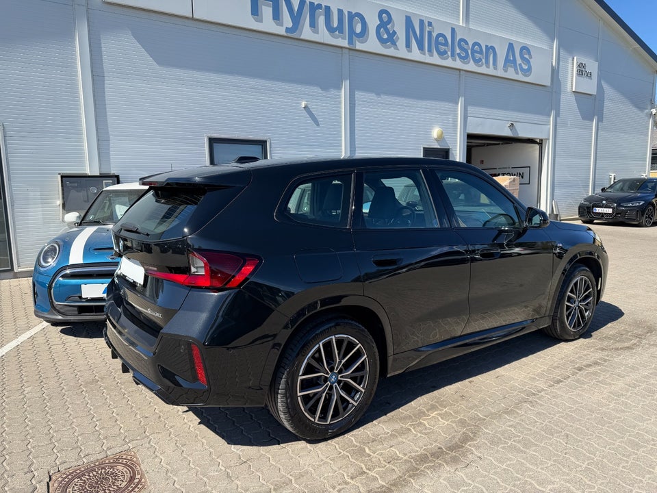 BMW iX1 xDrive30 M-Sport Premium 5d