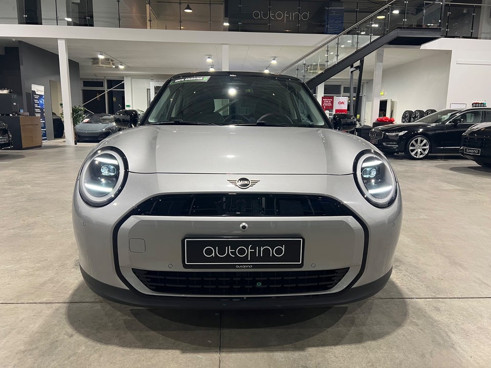 MINI Cooper E Classic Trim S 3d