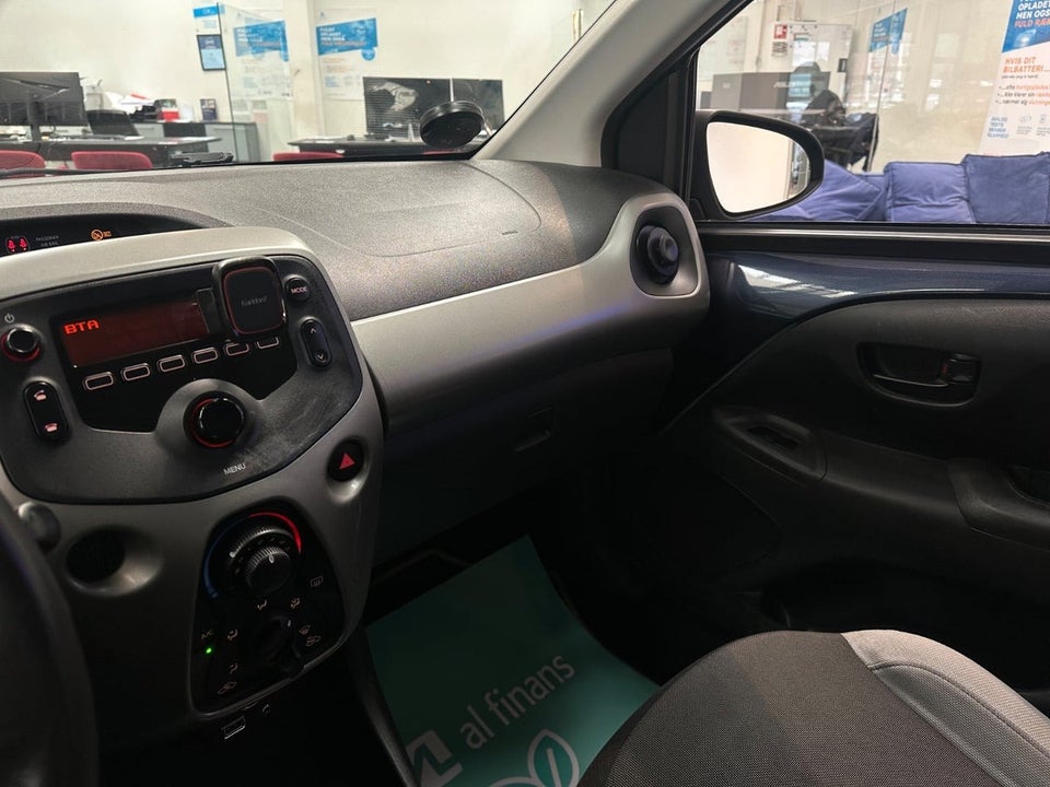 Toyota Aygo 1,0 VVT-i Air 5d