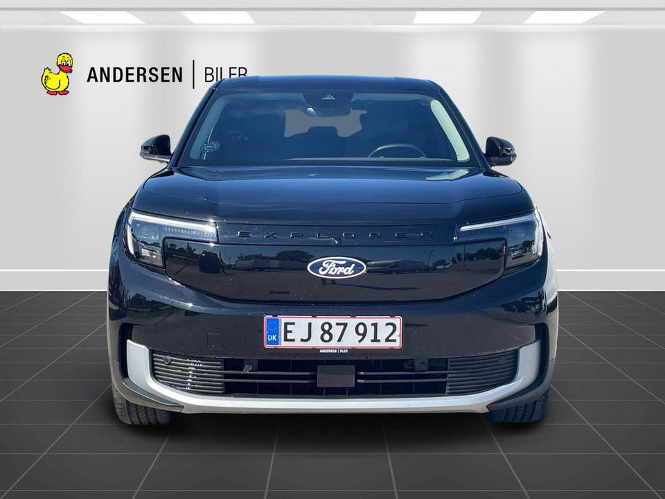 Ford Explorer 82 Premium Extended Range 5d