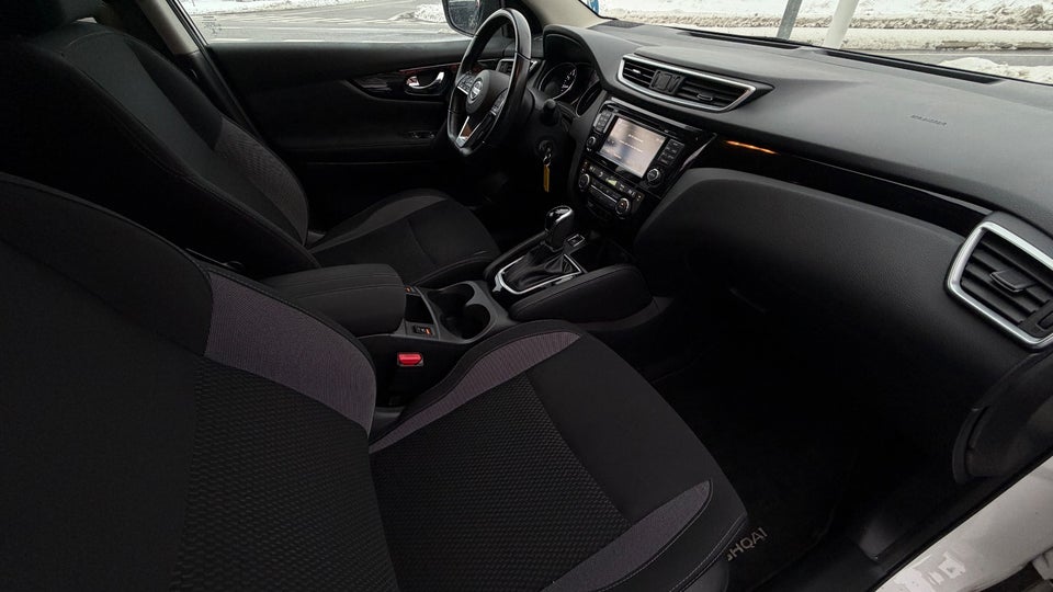 Nissan Qashqai 1,2 Dig-T 115 Acenta X-tr. 5d