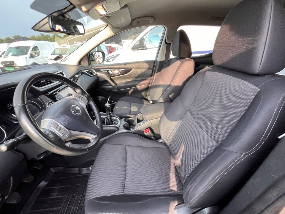 Nissan Qashqai 1,2 Dig-T 115 Acenta Van 5d